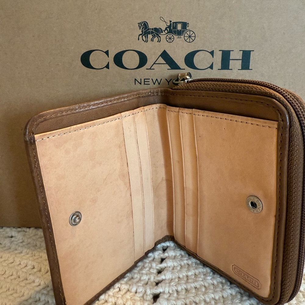 Coach Vintage Monogram Leather Zip Around Wallet - Picture 5 of 8